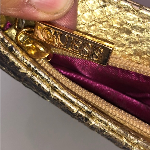 Guess clutch handbag - Picture 4 of 6